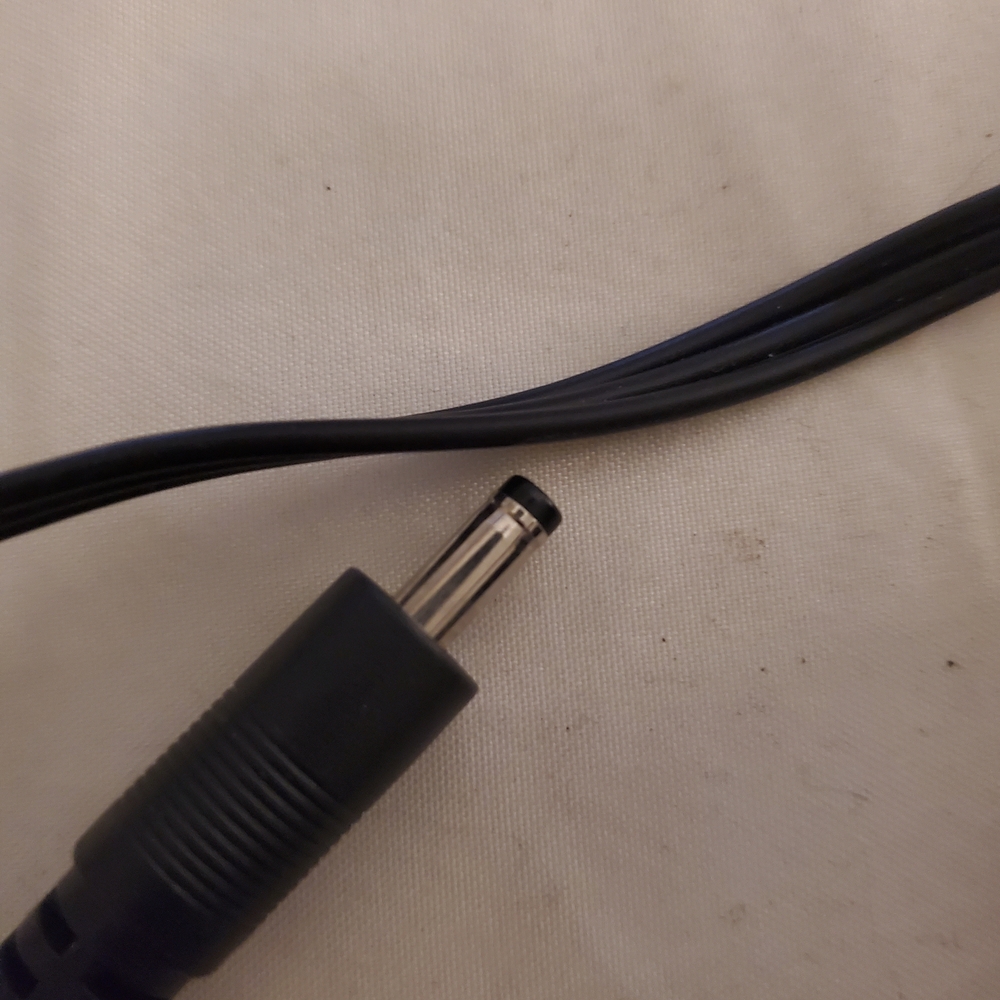 Black Power Adapter - Picture 8 of 8